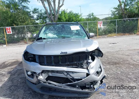 2018 Jeep Compass Altitude Fwd from USA, damaged, VIN 3C4NJCBB8JT368109
